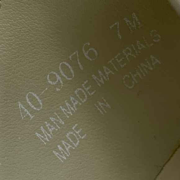 80's EASY STREET abstract cream heeled sandals - Picture 7 of 16